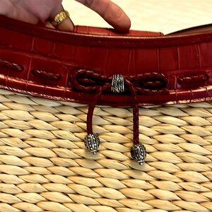 Adorable Brighton summer/Spring bag ♥️♥️♥️ Silver hardware 👏